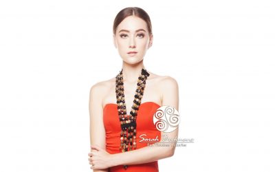 Black horn necklace and why black should be your favorite color