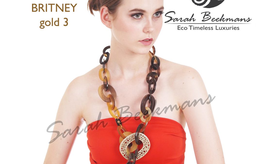 Gold horn necklace britney