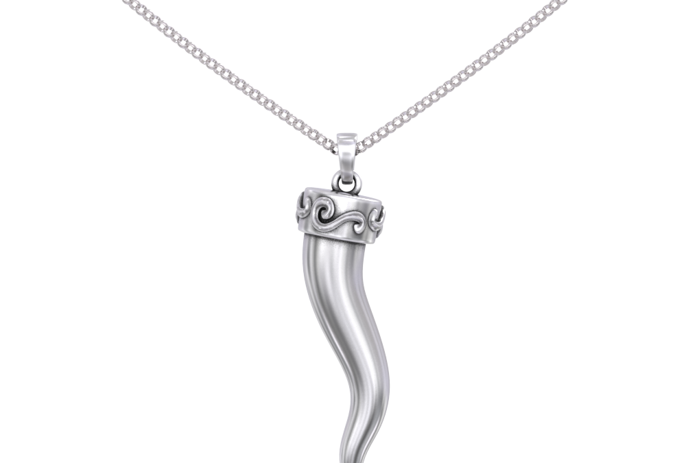 Italian horn pendant silver